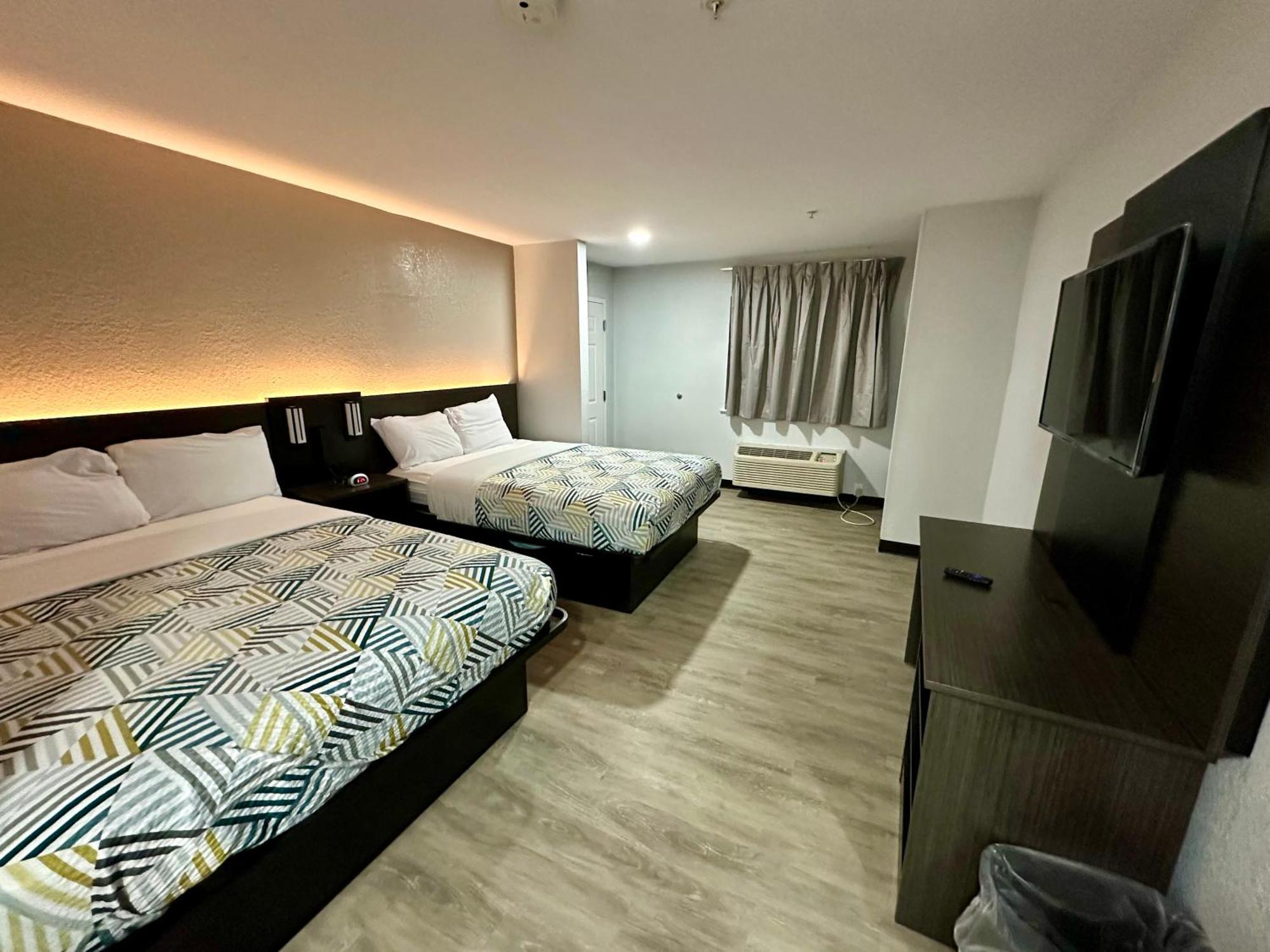 เอ็กซ์เทนด์ สเตย์ อเมริกา โคลัมบัสแอร์พอร์ต Hotel ภายนอก รูปภาพ
